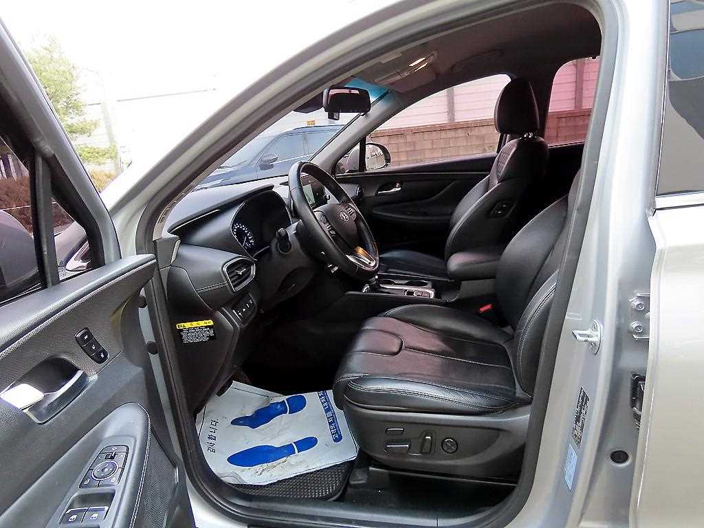 HYUNDAI Santa Fe - Vista 5