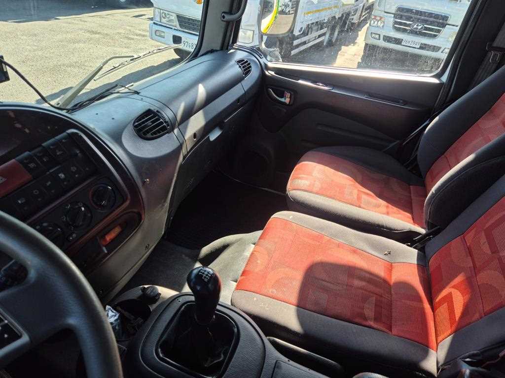 medium and large cargo Special 2016 Blanco - Importación desde Corea - HF Imports Iquique - Foto 14