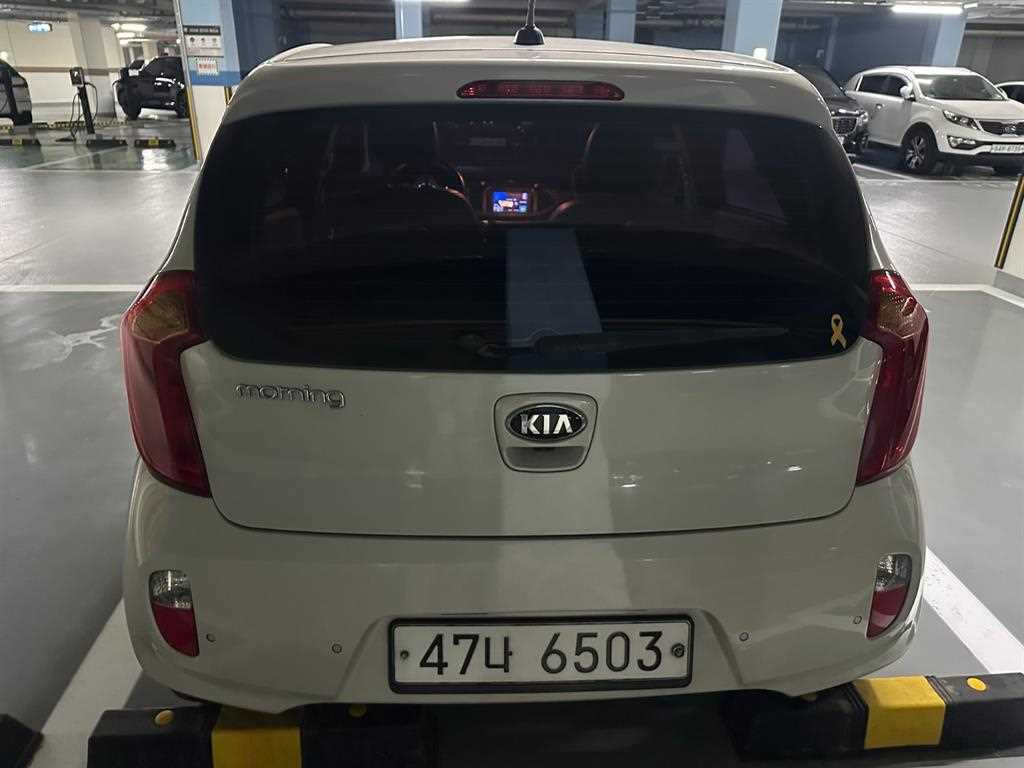 KIA Morning - Vista 4