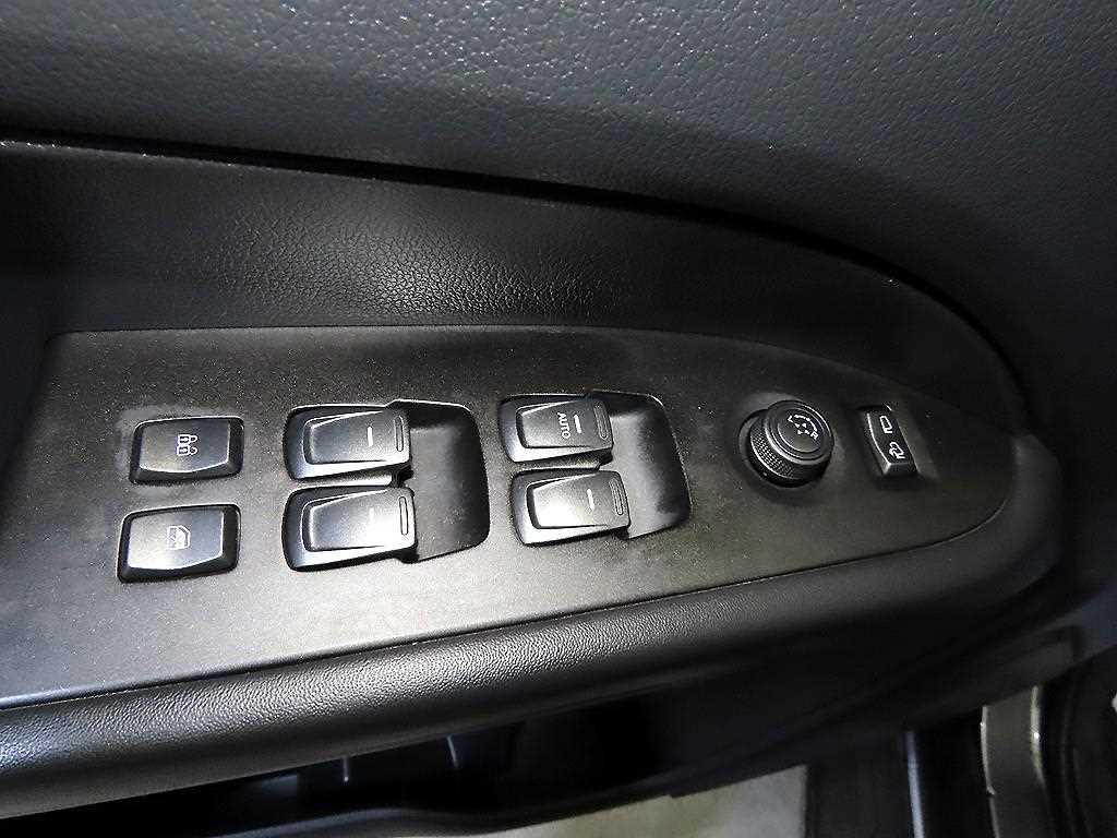 Ssangyong Rexton 2019 Gris - Importación desde Corea - HF Imports Iquique - Foto 13