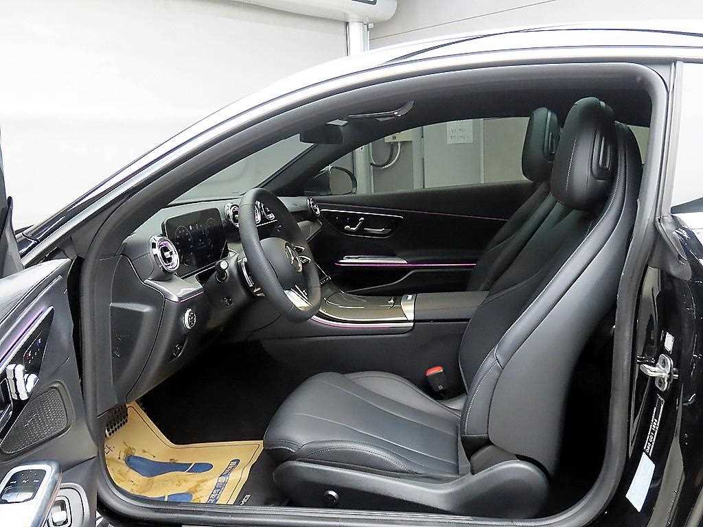 Mercedes Benz CLE Class - Vista 5