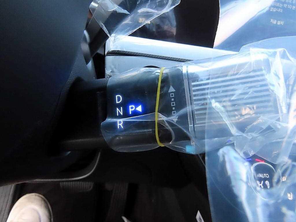 HYUNDAI Sonata - Vista 10