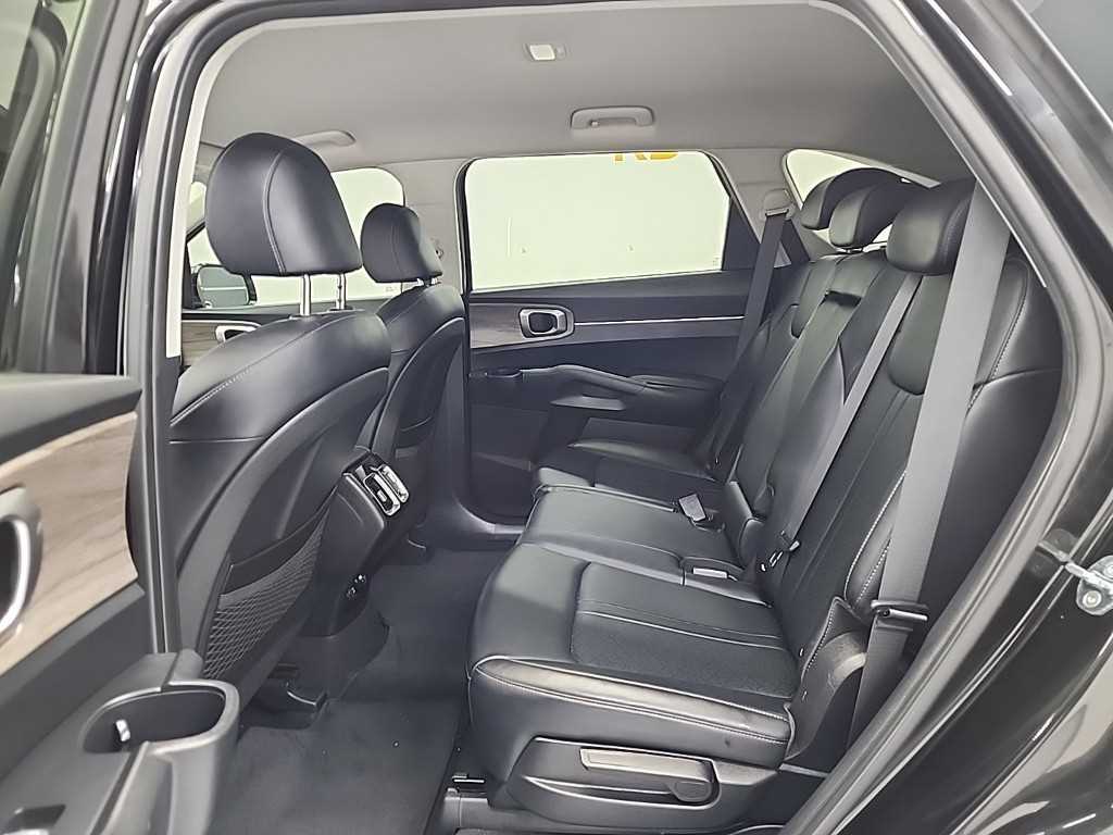 KIA Sorento - Vista 12