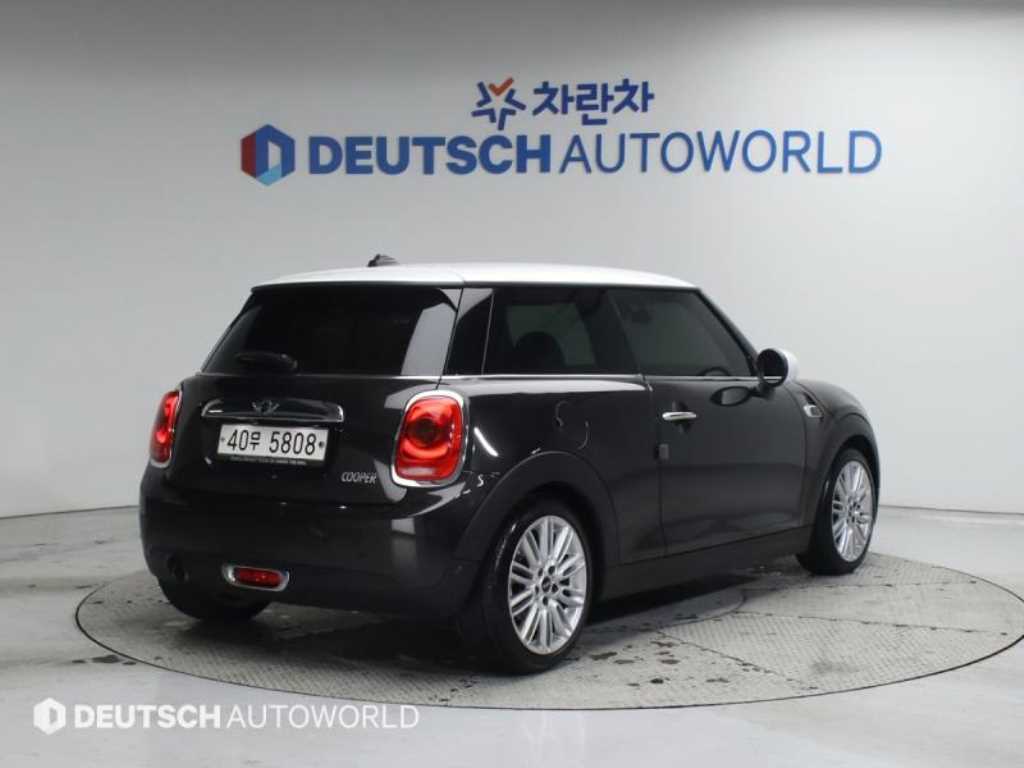 Mini Cooper - Vista 2