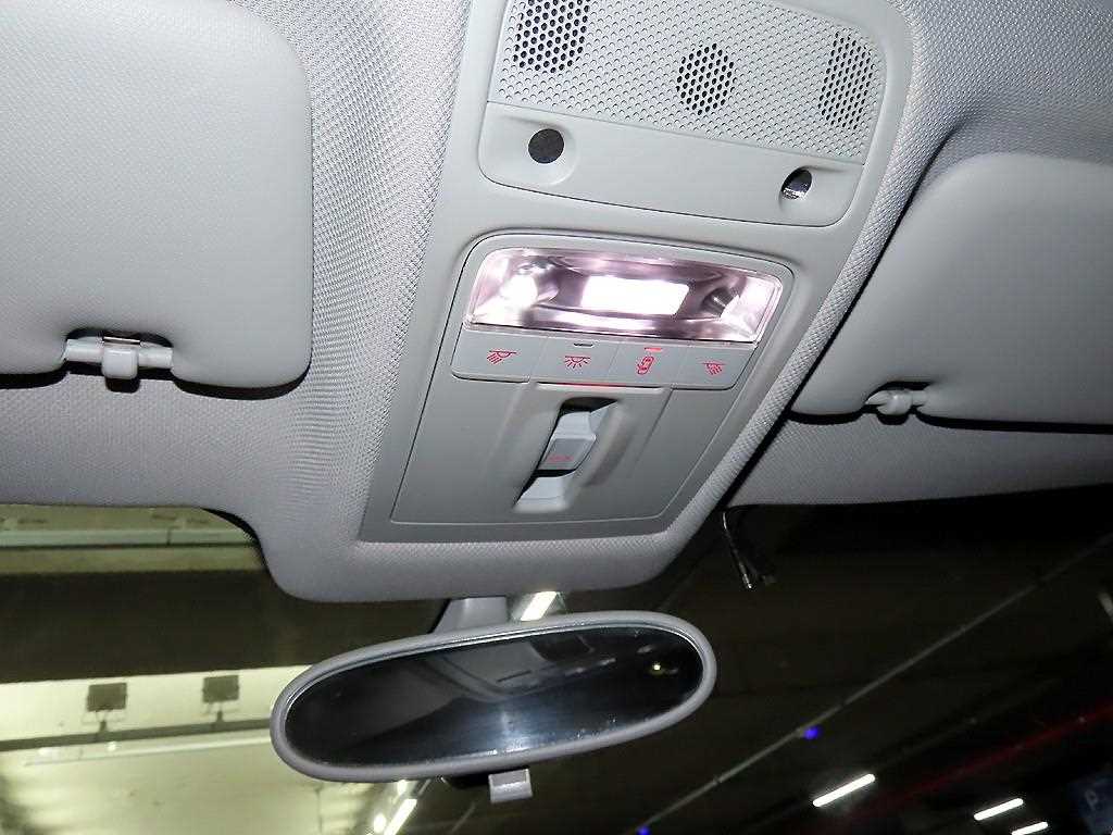 Audi A1 2015 Negro - Importación desde Corea - HF Imports Iquique - Foto 14