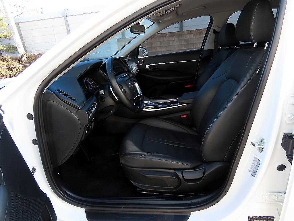 HYUNDAI Sonata - Vista 5