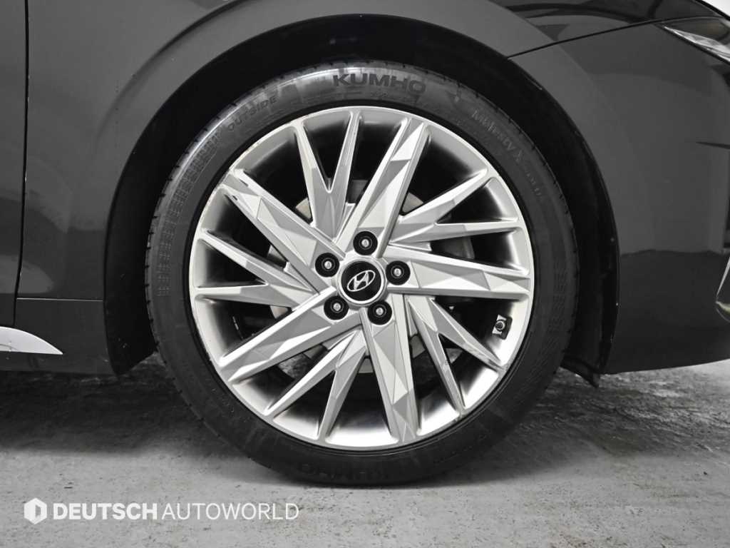 HYUNDAI Grandeur - Vista 5