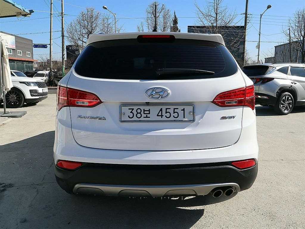 HYUNDAI Santa Fe - Vista 4