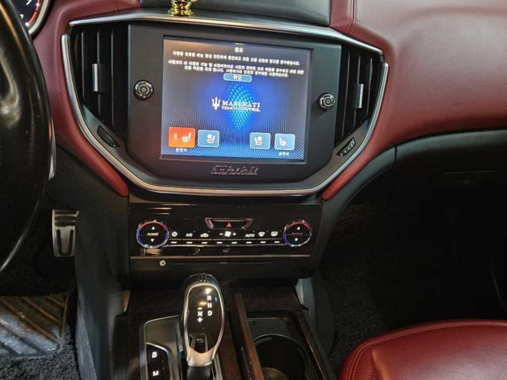 Maserati Ghibli - Vista 8