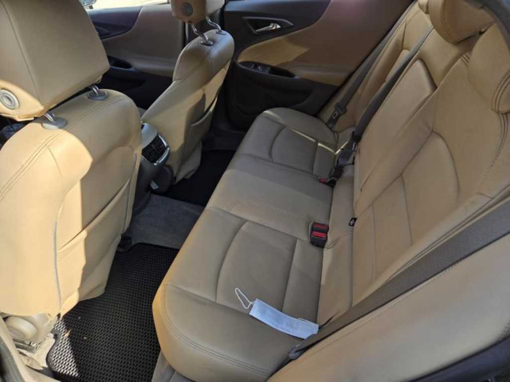 Chevrolet Malibu - Vista 6