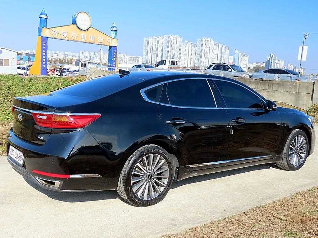 KIA K7 - Vista 3