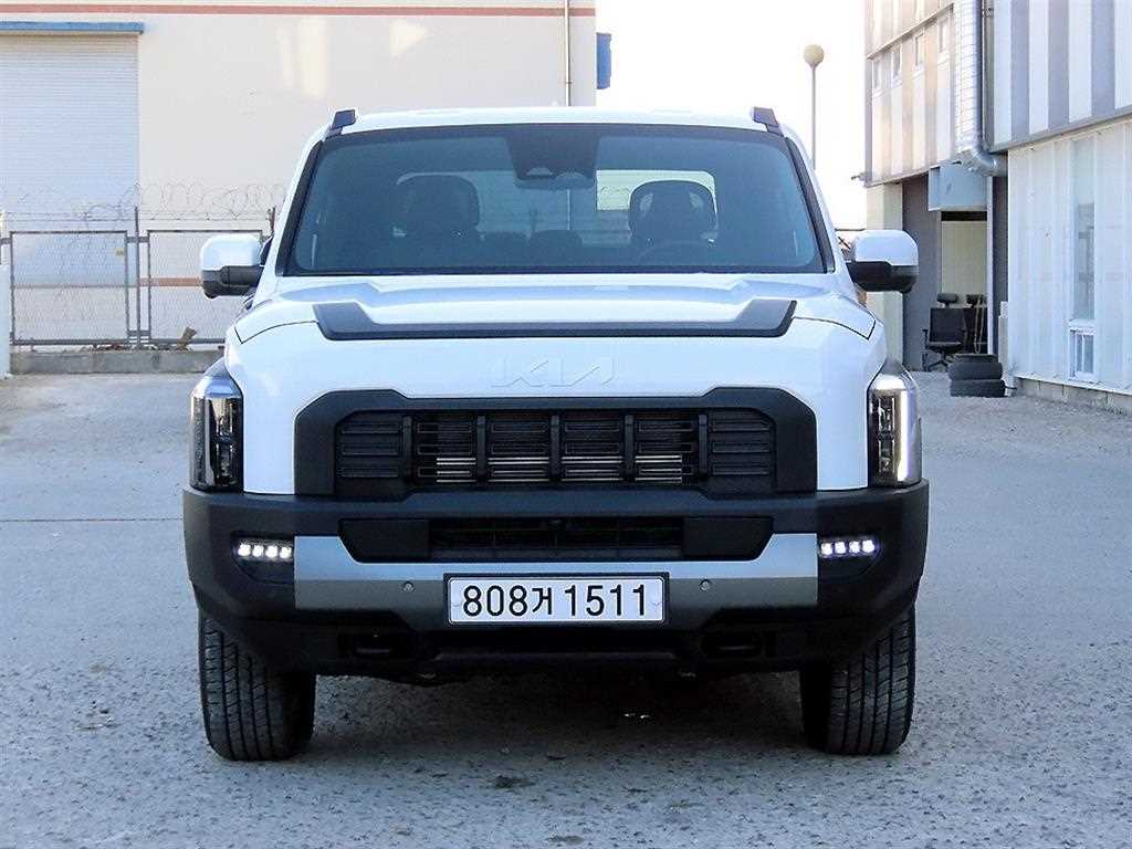 KIA Tasman 2026 Blanco - Importación desde Corea - HF Imports Iquique - Foto 1