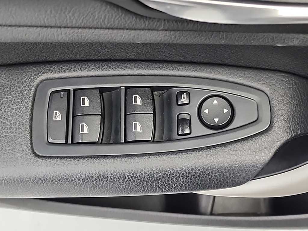 BMW 1 series 2017 Blanco - Importación desde Corea - HF Imports Iquique - Foto 17