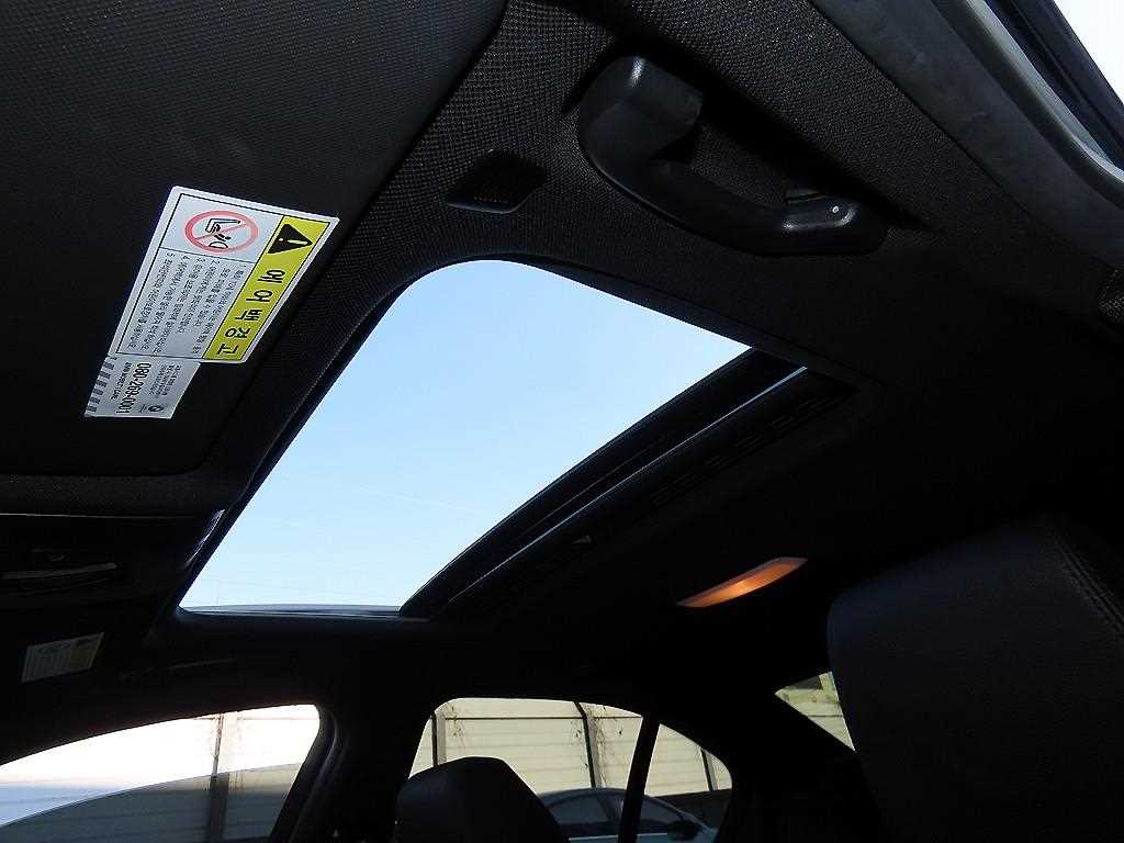 BMW 3 series 2018 Blanco - Importación desde Corea - HF Imports Iquique - Foto 17