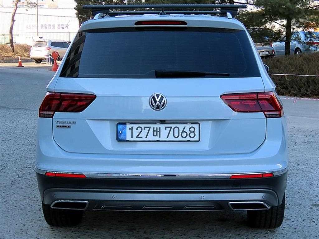 Volkswagen Tiguan - Vista 4