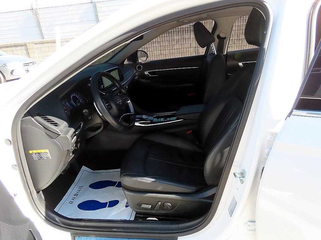 HYUNDAI Sonata - Vista 5