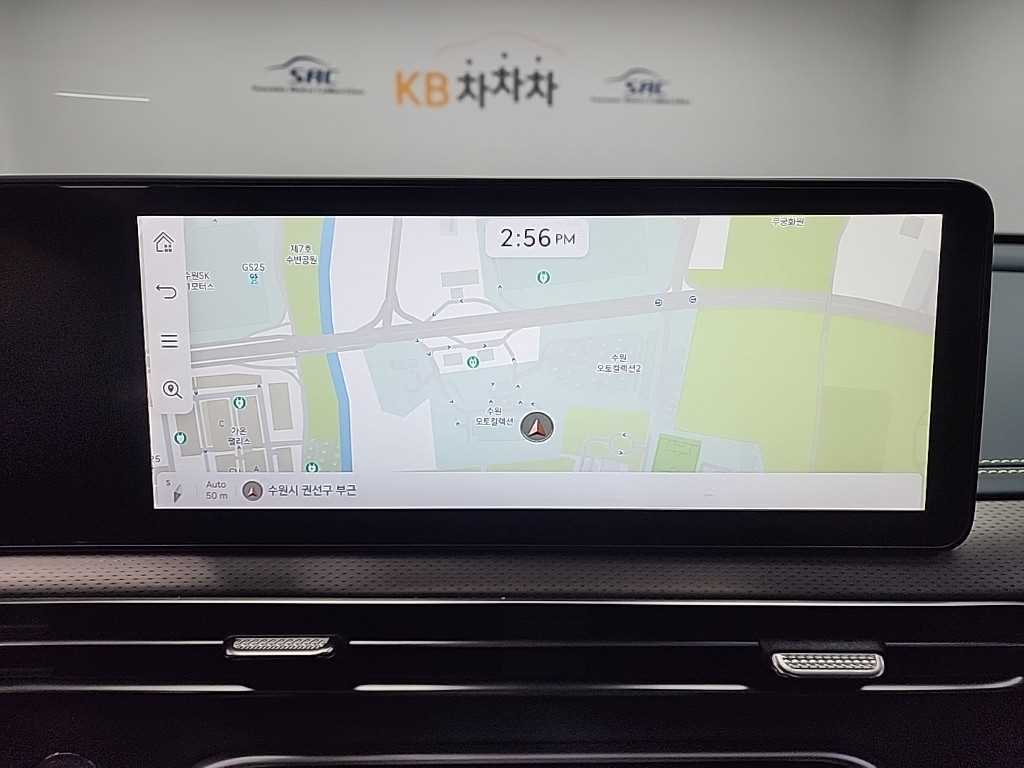 Genesis GV60 2022 Blanco - Importación desde Corea - HF Imports Iquique - Foto 16