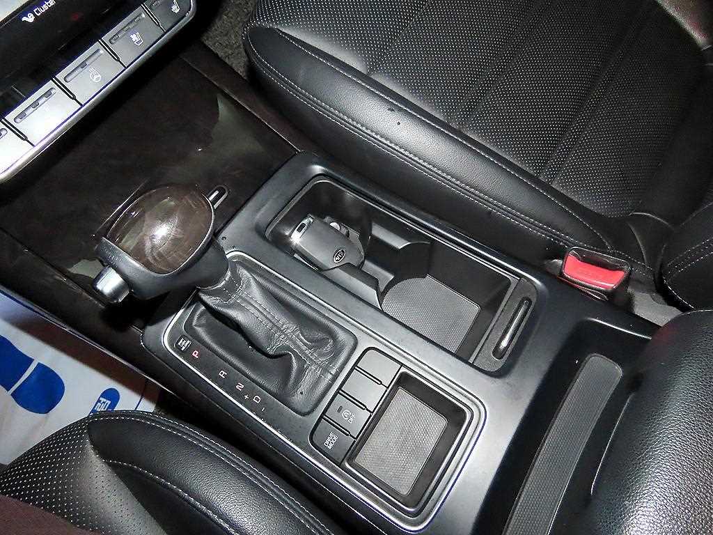 KIA Sorento - Vista 12