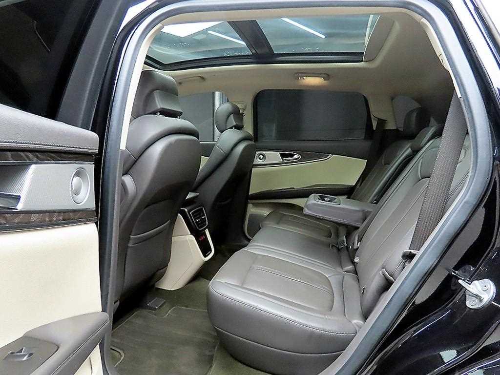 Lincoln Nautilus - Vista 6