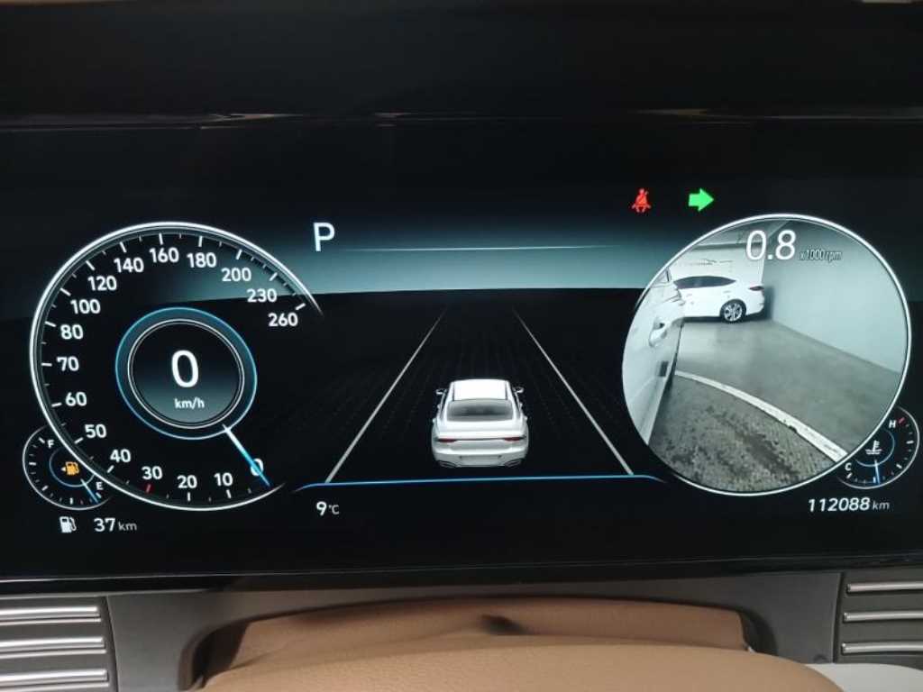 HYUNDAI Grandeur - Vista 11