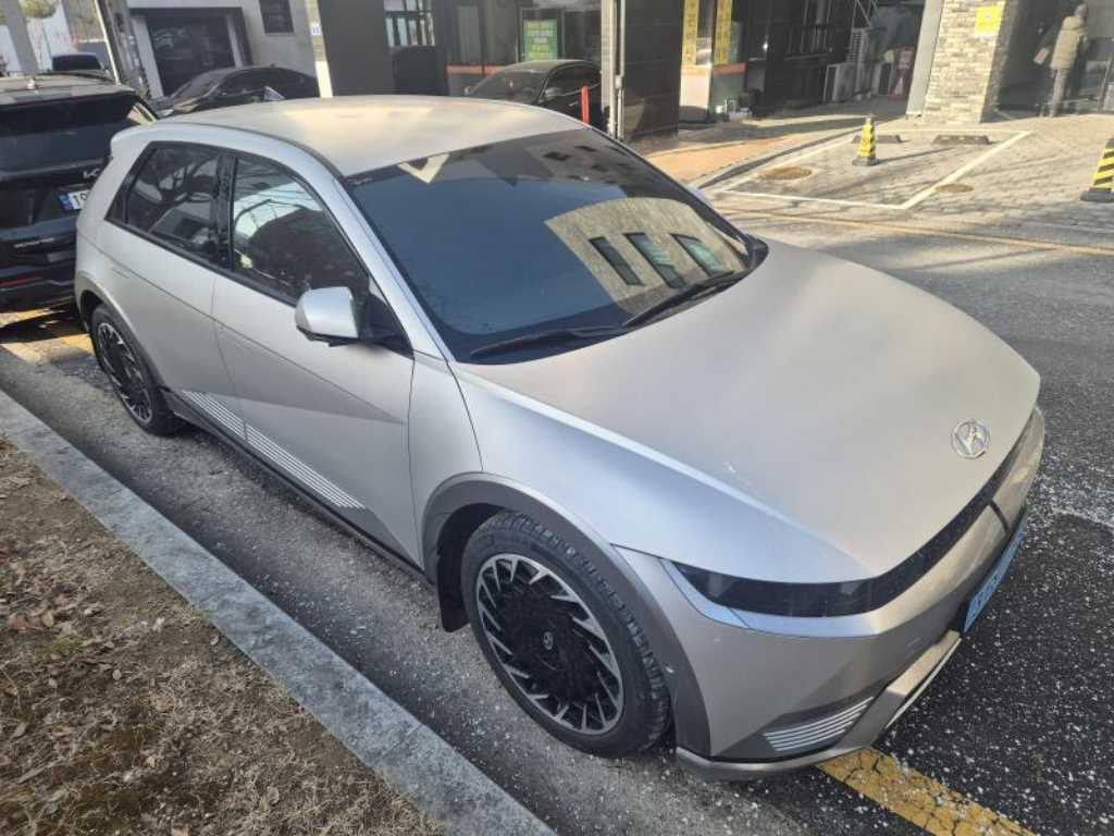 HYUNDAI Ioniq 5 - Vista 3