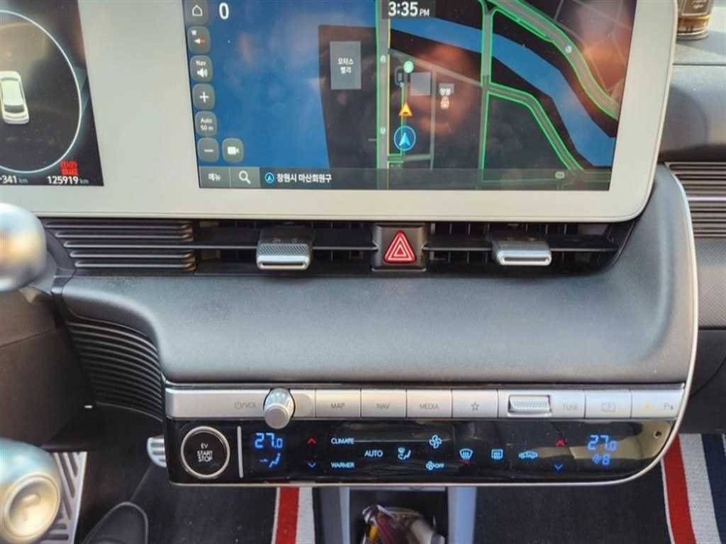 HYUNDAI Ioniq 5 - Vista 10