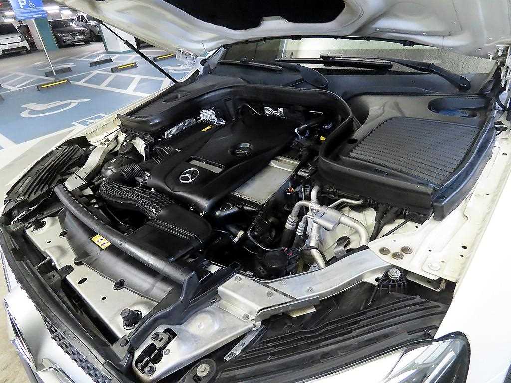 Mercedes Benz GLC Class 2019 Blanco - Importación desde Corea - HF Imports Iquique - Foto 19