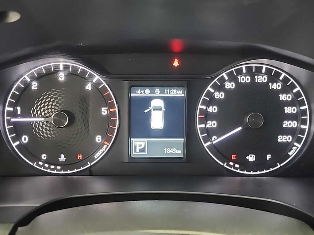 Ssangyong Musso - Vista 6