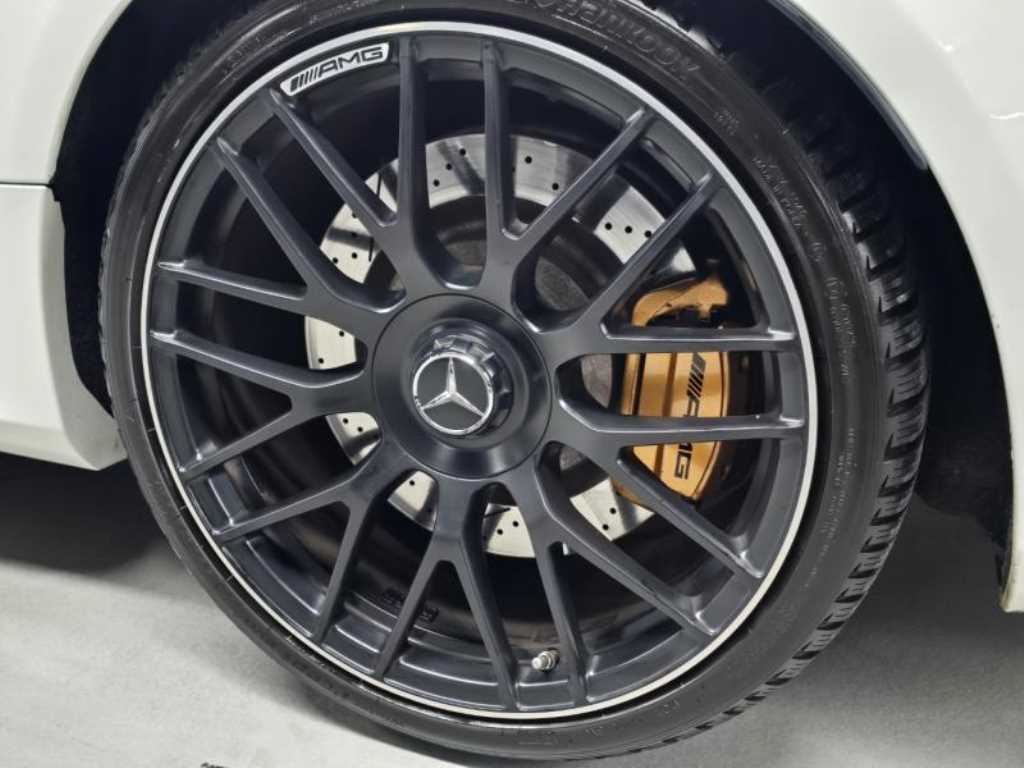 Mercedes Benz C Class - Vista 7