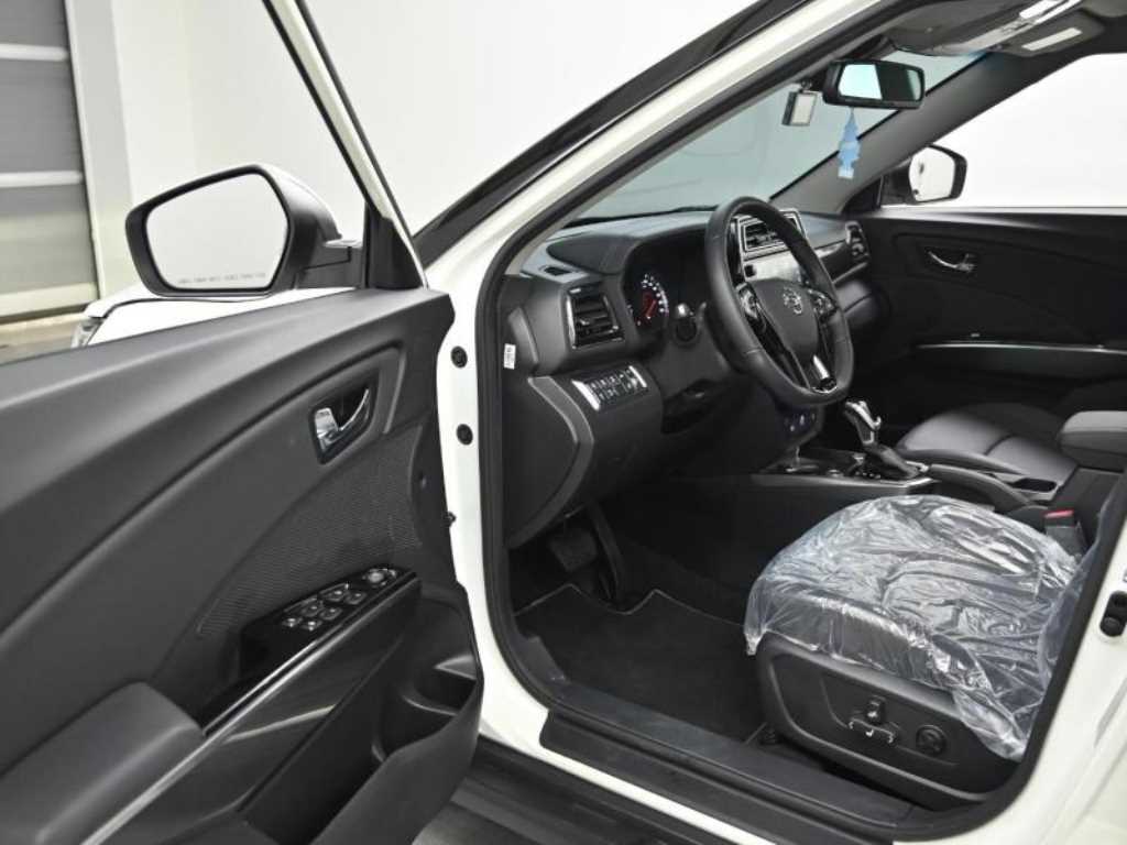 Ssangyong Tivoli - Vista 11