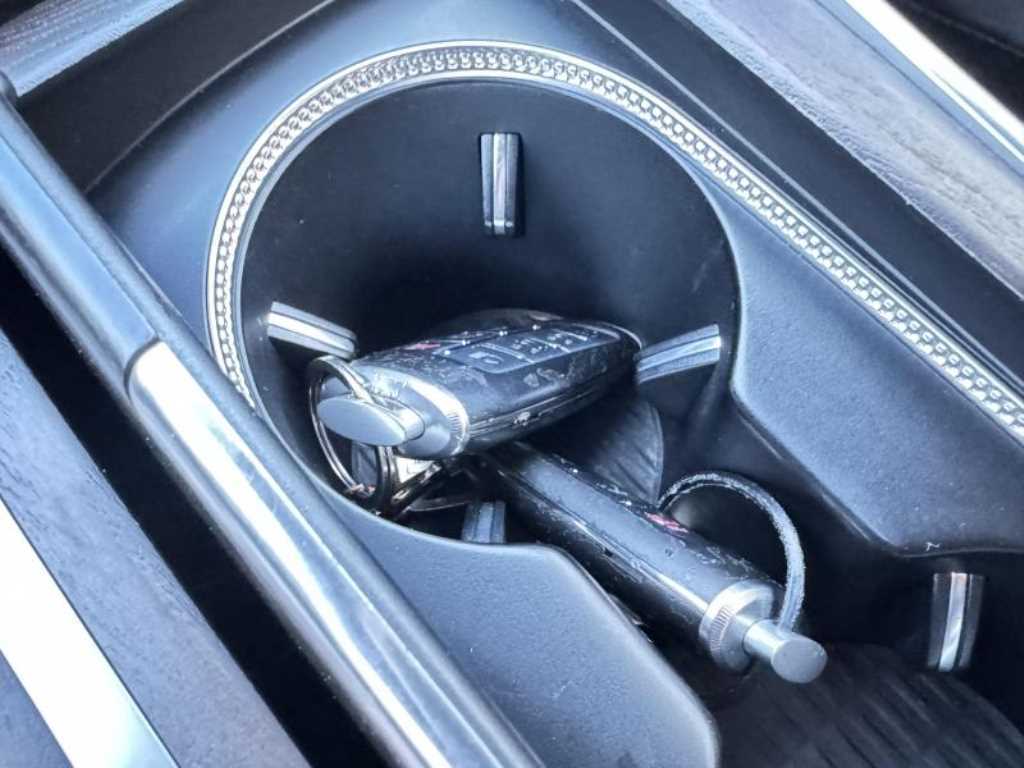 Genesis GV80 - Vista 8