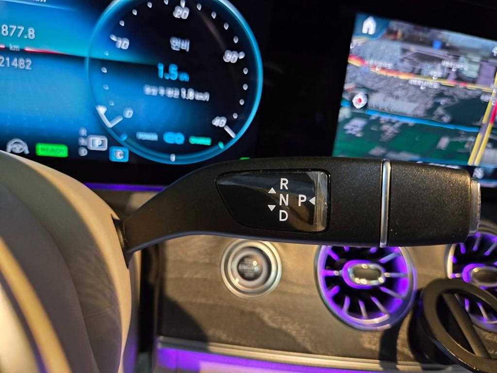 Mercedes Benz CLS Class - Vista 11