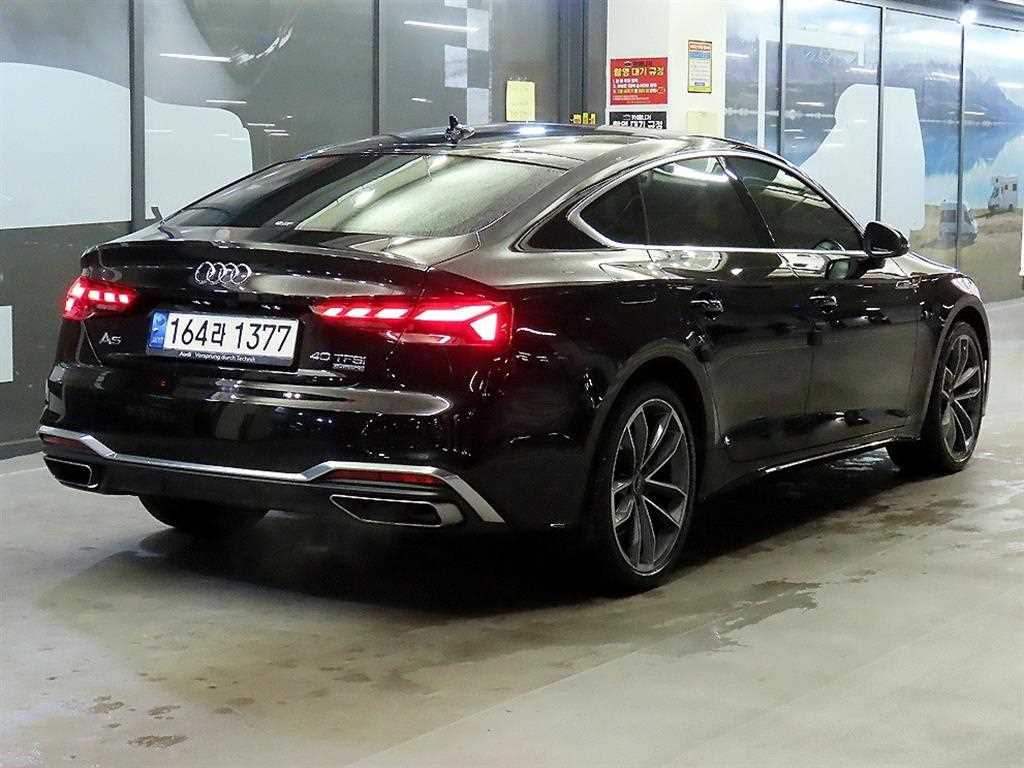 Audi A5 - Vista 5