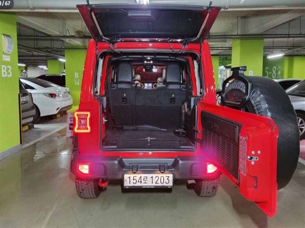 Jeep Wrangler - Vista 5