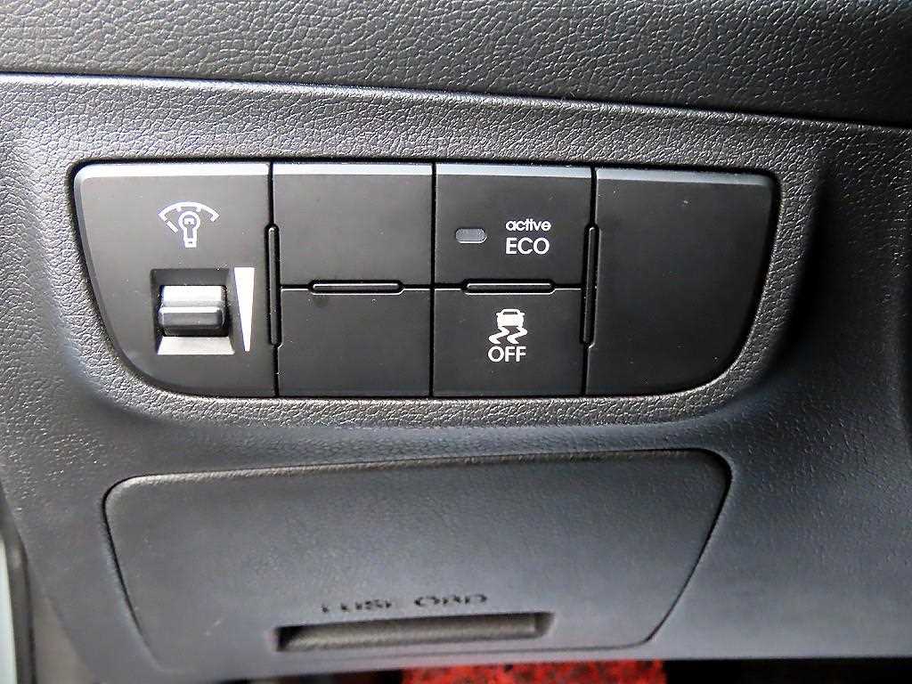 HYUNDAI Veloster - Vista 12