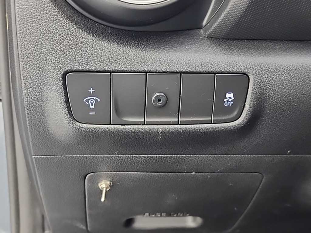 HYUNDAI Kona 2018 Gris - Importación desde Corea - HF Imports Iquique - Foto 17