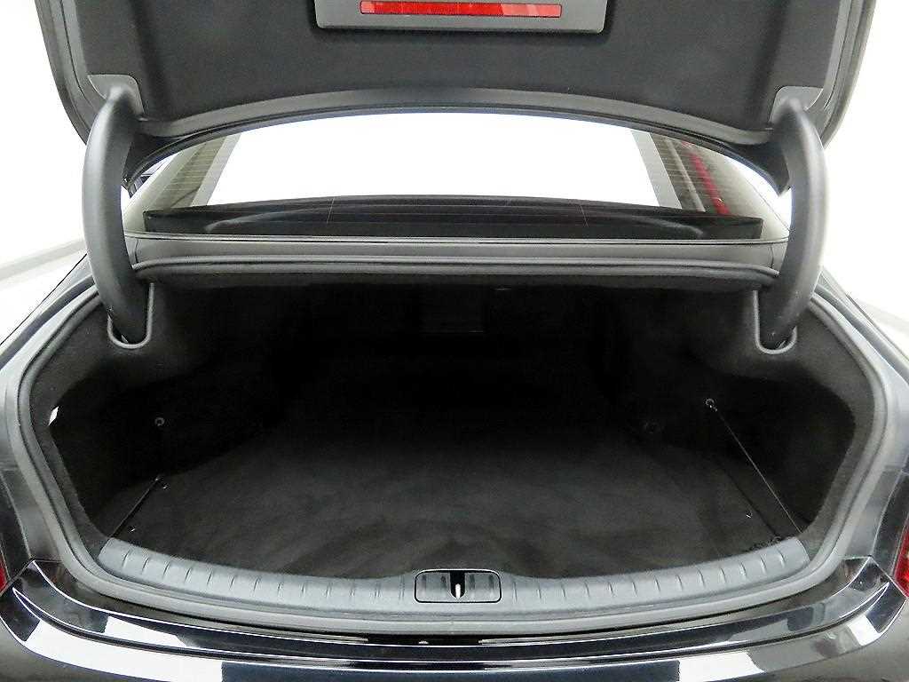 Genesis G80 - Vista 5