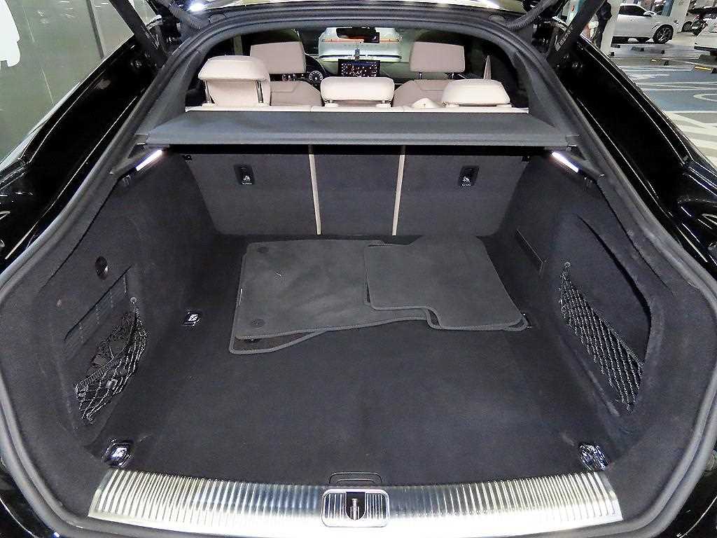 Audi A5 2022 Negro - Importación desde Corea - HF Imports Iquique - Foto 17