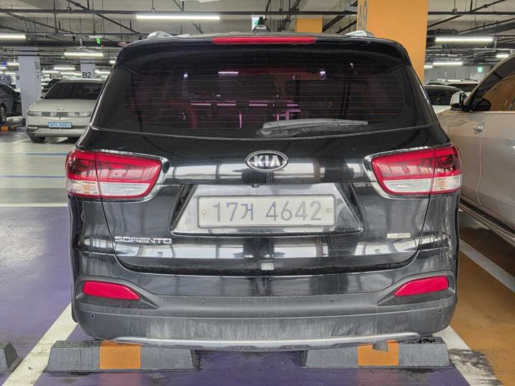 KIA Sorento - Vista 4