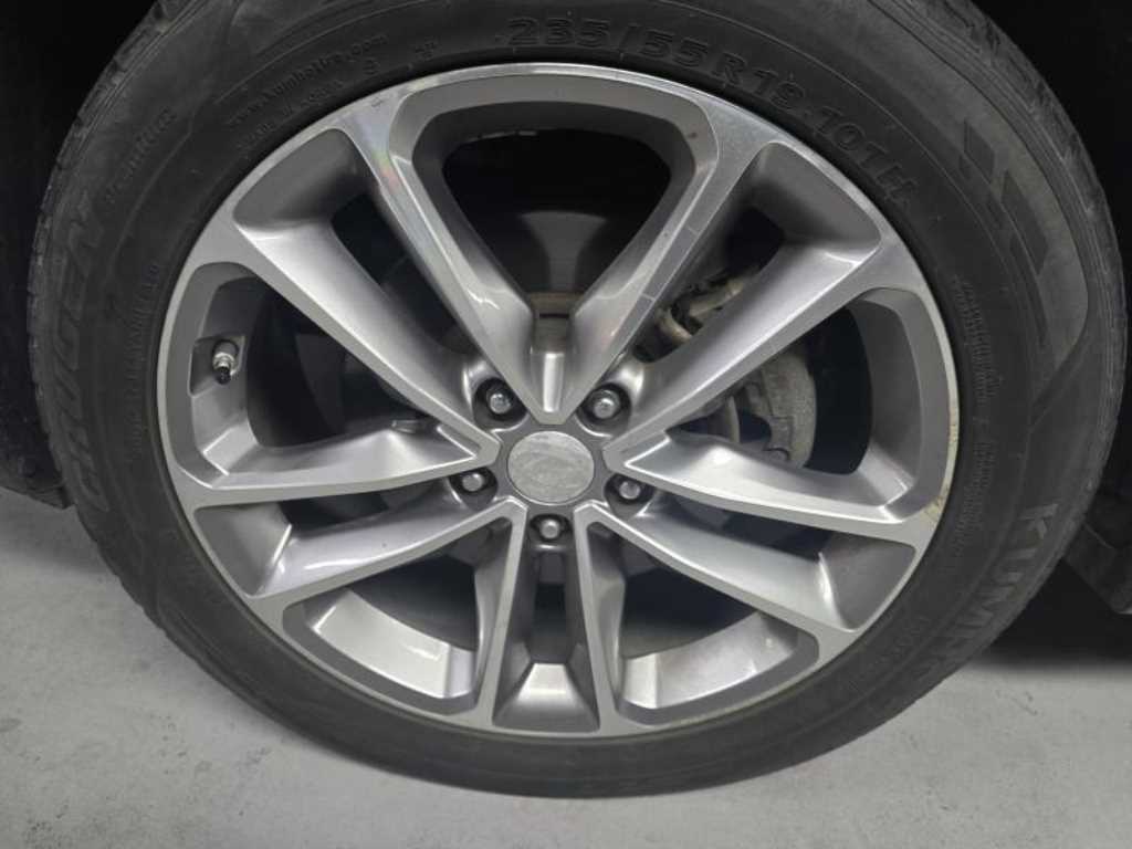 HYUNDAI Santa Fe - Vista 9