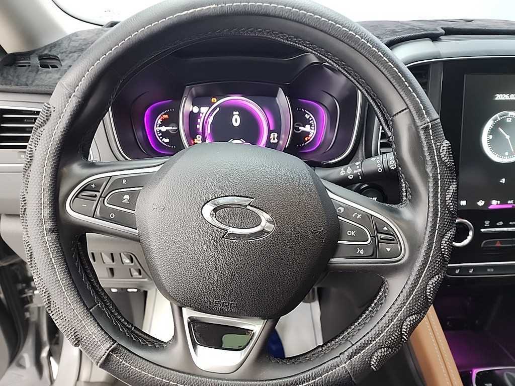 SAMSUNG QM6 - Vista 9