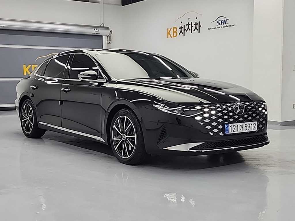 HYUNDAI Grandeur - Vista 4