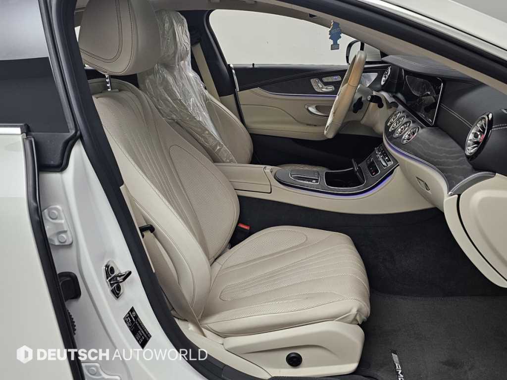 Mercedes Benz CLS Class - Vista 10