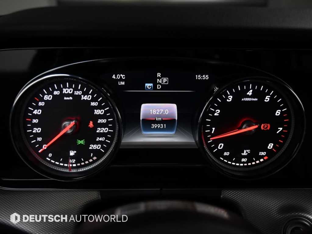 Mercedes Benz E class - Vista 8