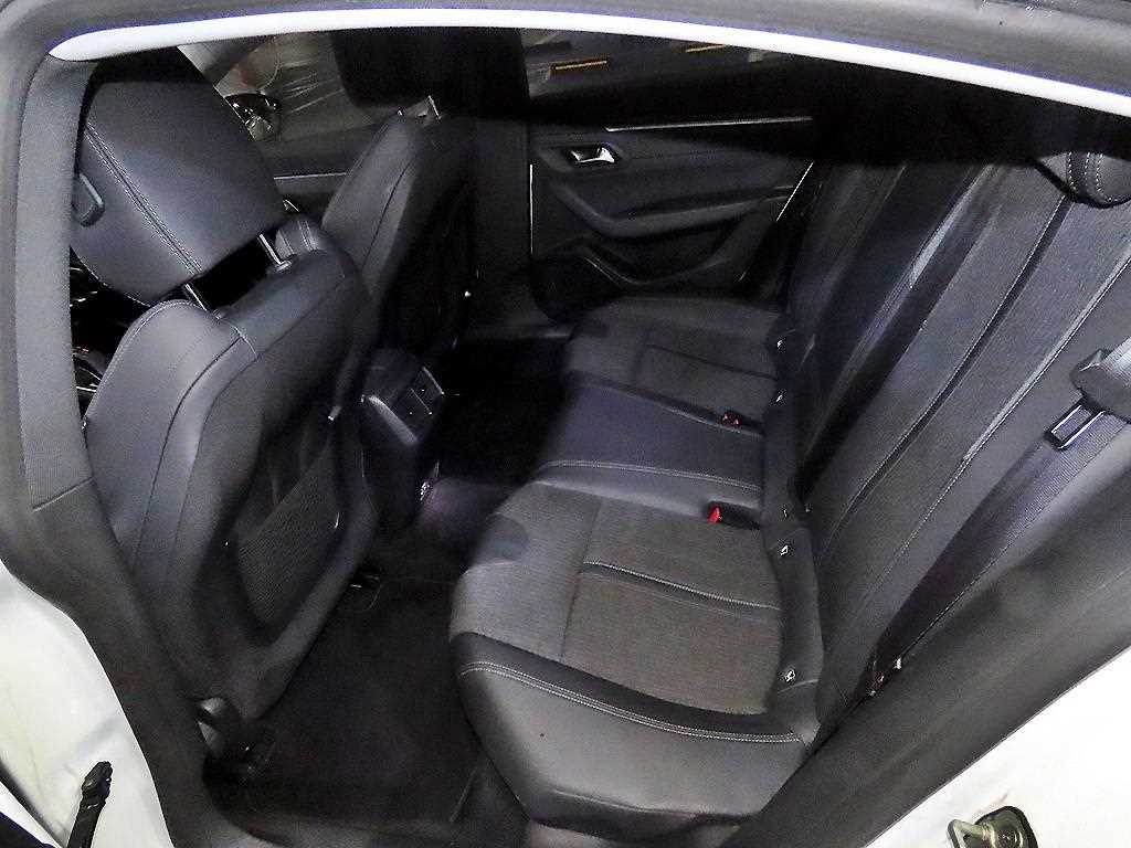 Peugeot 508 - Vista 7