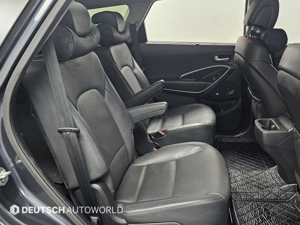 HYUNDAI Maxcruz - Vista 12