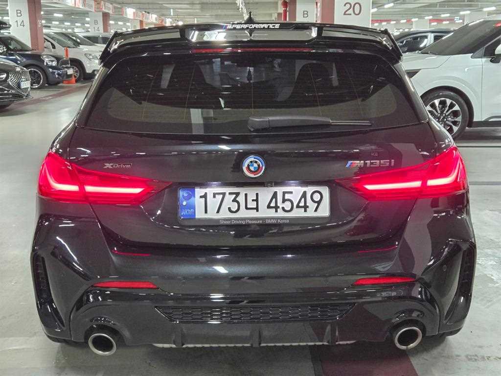 BMW 1 series - Vista 5