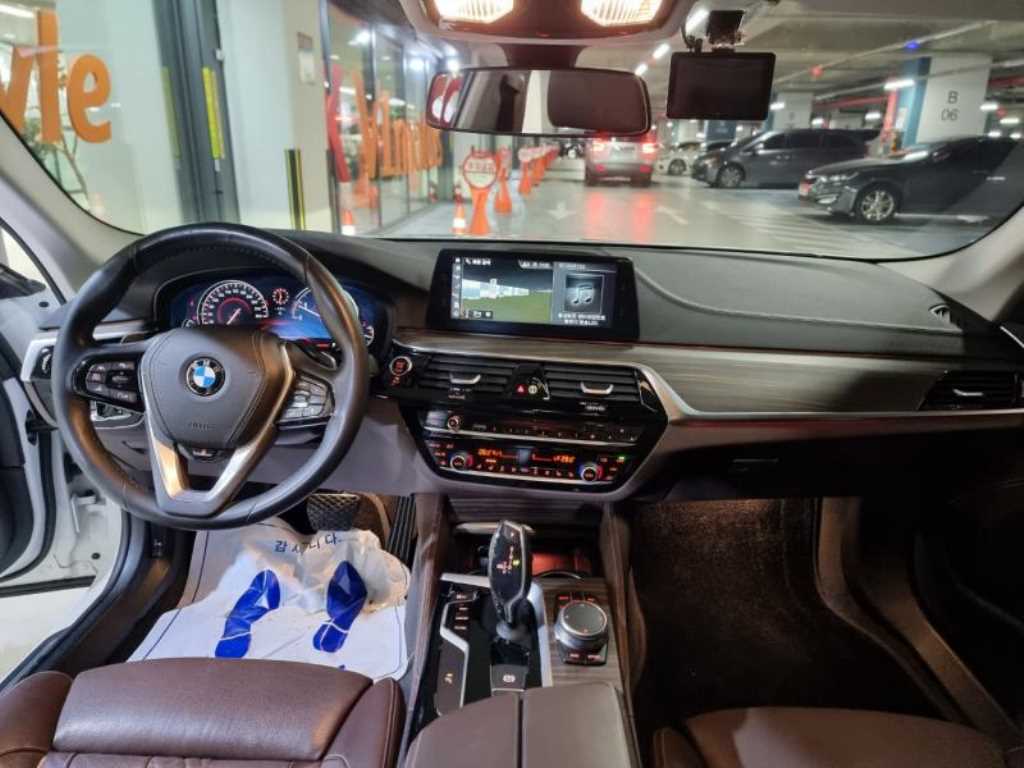 BMW 5 Series 2018 - Importación desde Corea - HF Imports Iquique - Foto 13