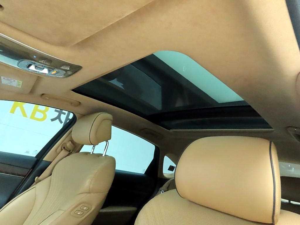 Genesis G80 2022 Blanco - Importación desde Corea - HF Imports Iquique - Foto 15