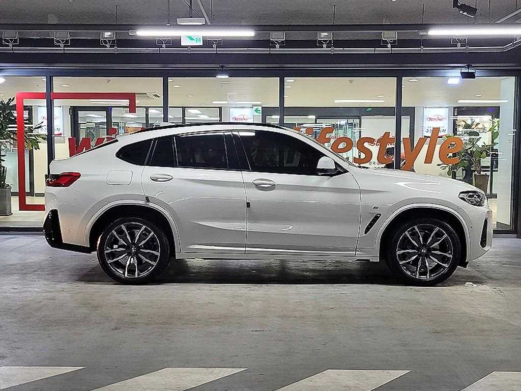 BMW X4 - Vista 3